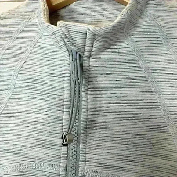 Lululemon Women’s Define Jacket in Wee Are From Space Ice Grey Alpine Size 12 - Picture 11 of 16